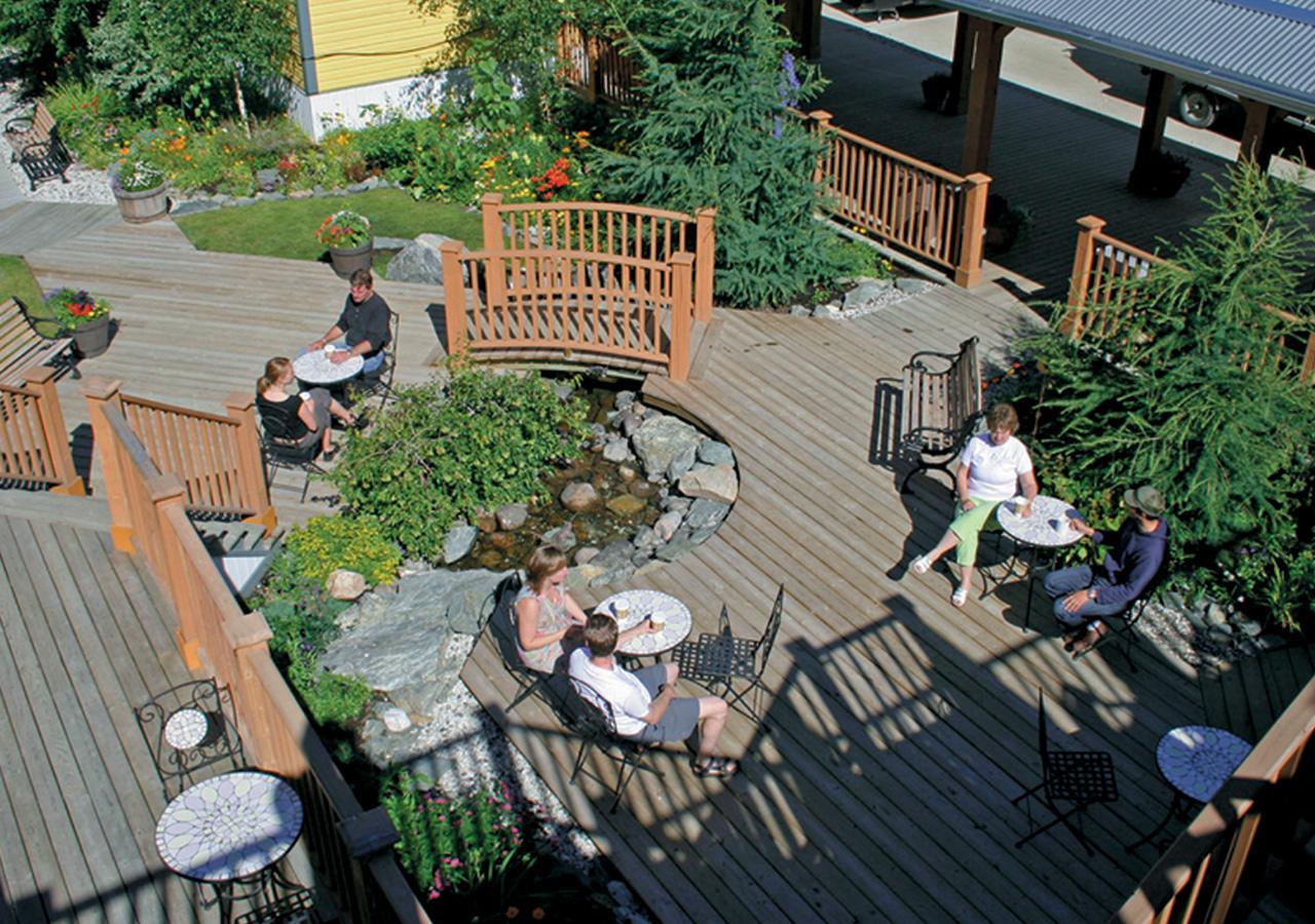 Holland America Dawson City Inn Exterior foto